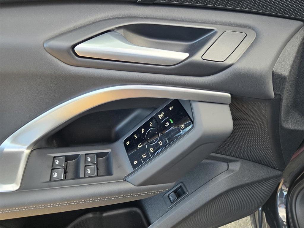 new 2025 Audi Q5 car, priced at $60,325