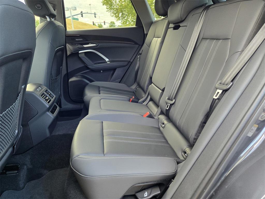 new 2025 Audi Q5 car, priced at $60,325