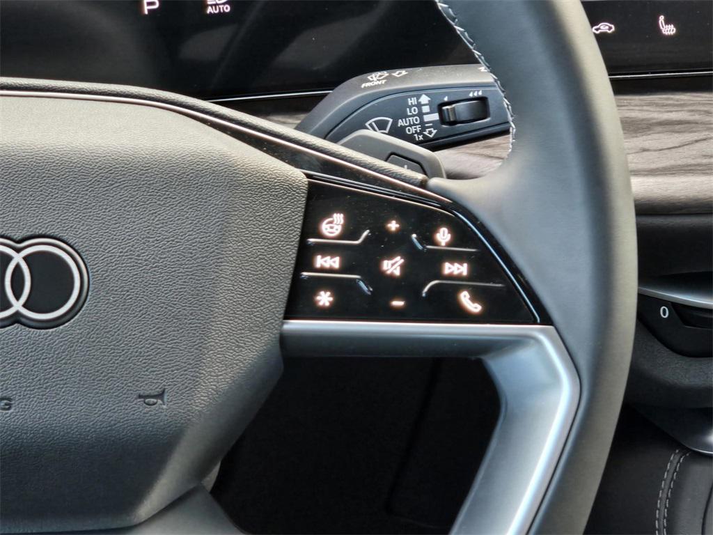 new 2025 Audi Q5 car, priced at $60,325