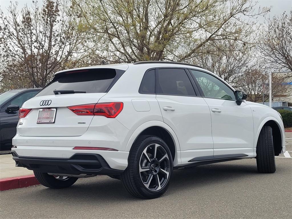 new 2025 Audi Q3 car, priced at $45,256