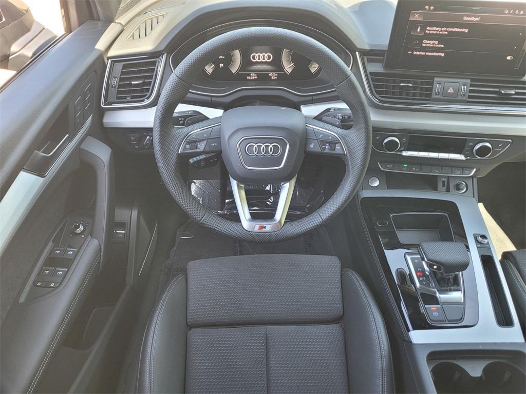 new 2025 Audi Q5 car, priced at $69,590