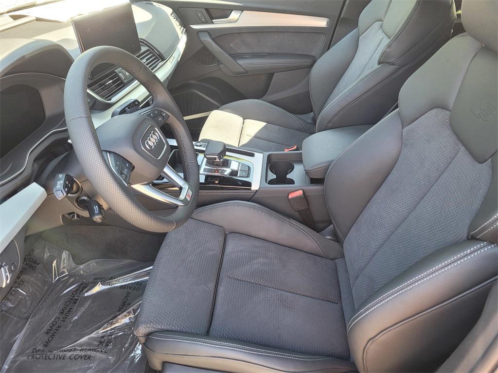 new 2025 Audi Q5 car, priced at $69,590
