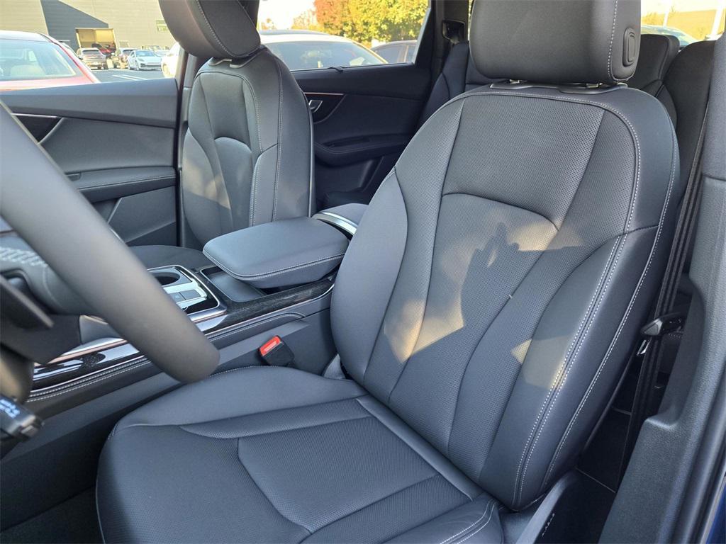 new 2026 Audi Q7 car, priced at $68,990