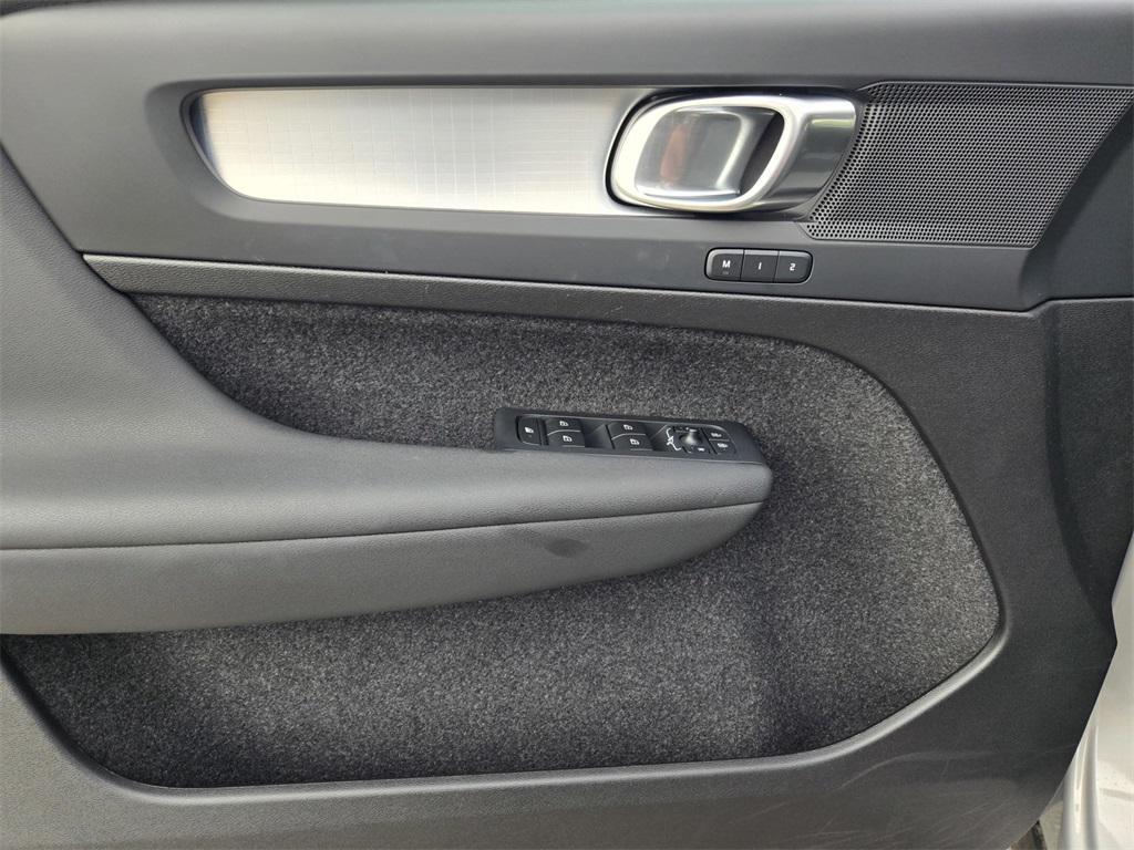 used 2025 Volvo XC40 car, priced at $33,500
