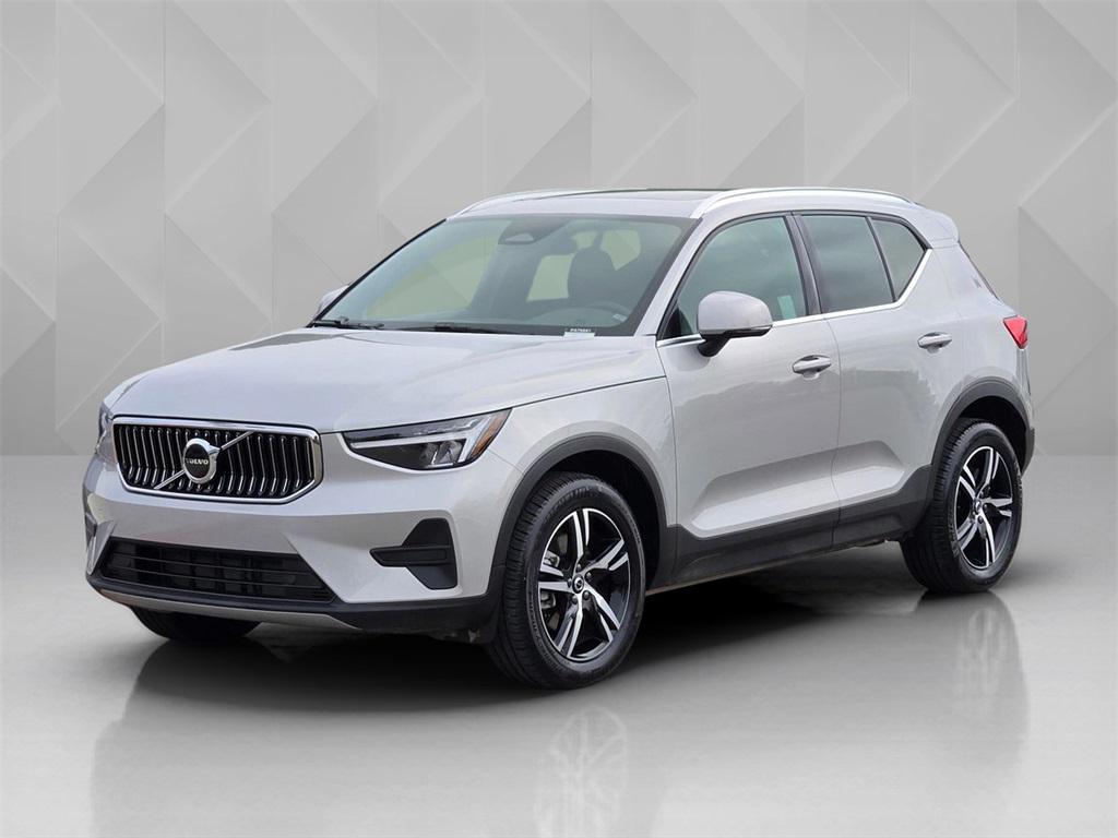 used 2025 Volvo XC40 car, priced at $33,500