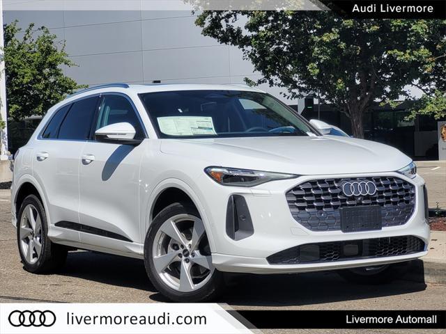 new 2025 Audi Q5 car, priced at $60,325