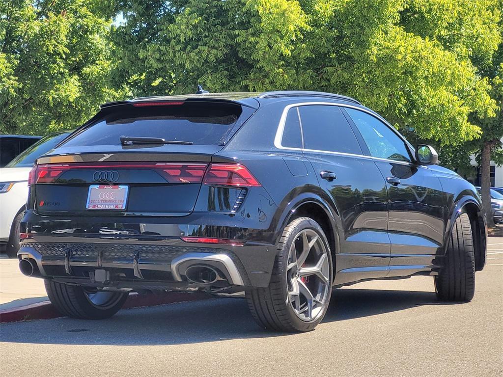 new 2025 Audi RS Q8 car, priced at $150,330
