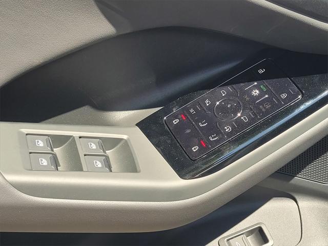 new 2025 Audi Q6 e-tron car, priced at $70,435