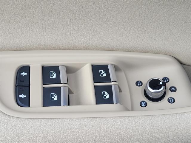 used 2019 Audi Q7 car, priced at $25,846