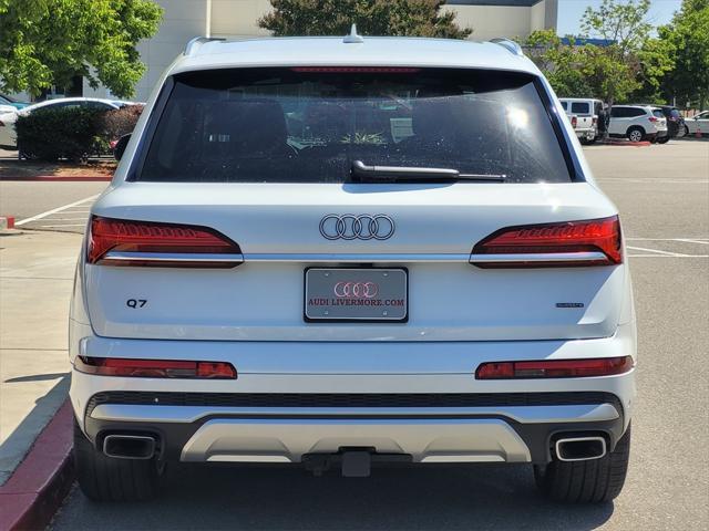 new 2025 Audi Q7 car, priced at $70,850