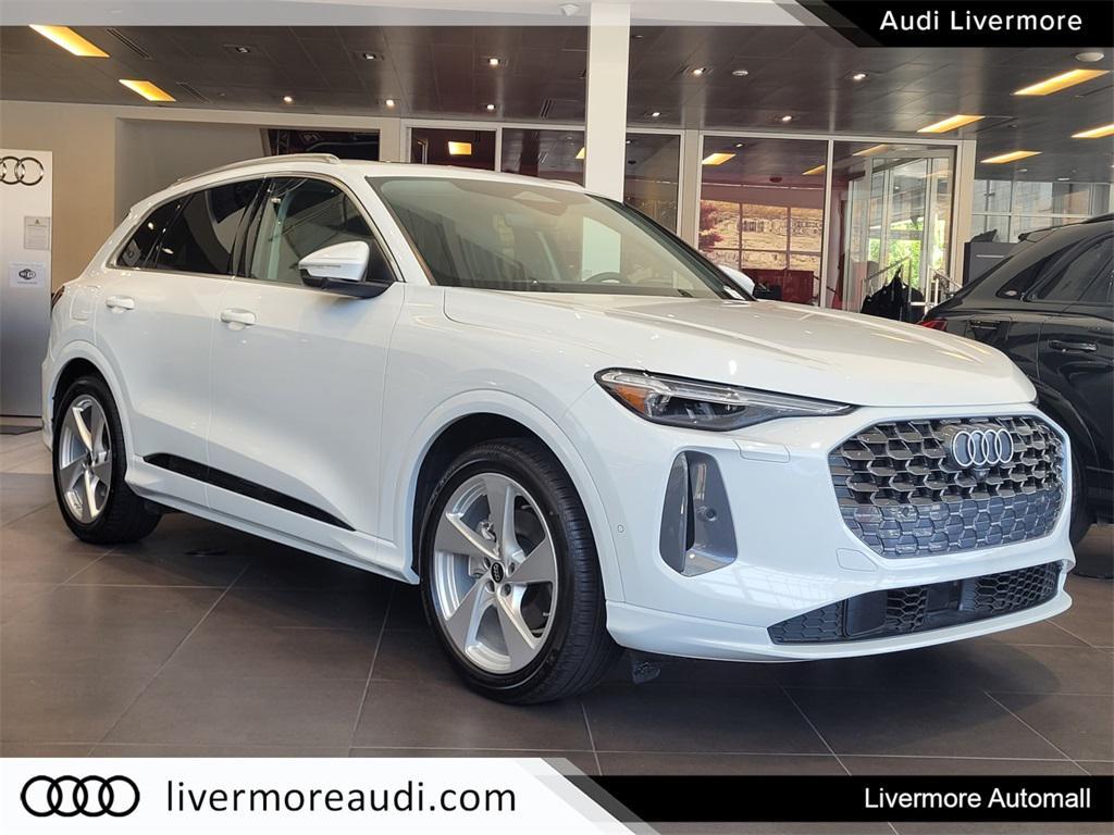 new 2025 Audi Q5 car, priced at $64,850