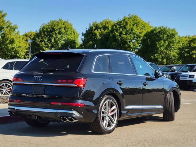 new 2025 Audi SQ7 car