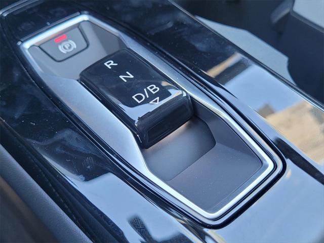new 2025 Audi Q6 e-tron car, priced at $72,000