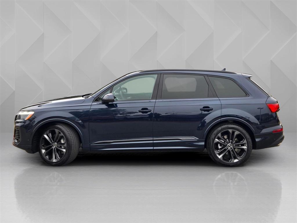 new 2025 Audi Q7 car, priced at $71,901