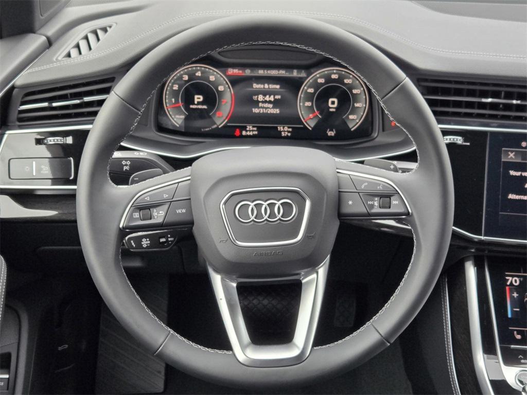 new 2025 Audi Q7 car, priced at $71,901