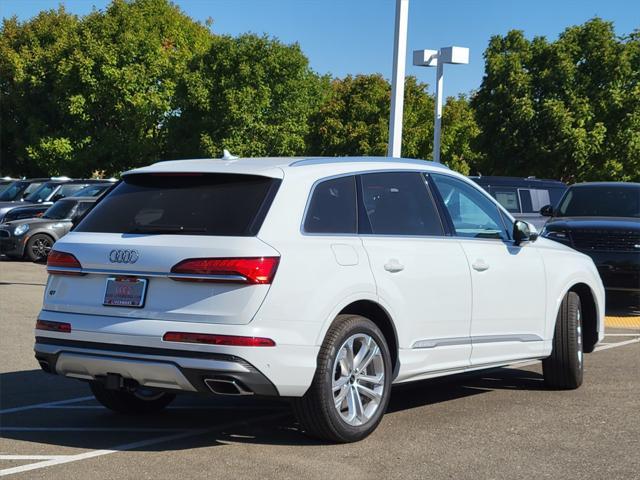 new 2025 Audi Q7 car, priced at $75,890