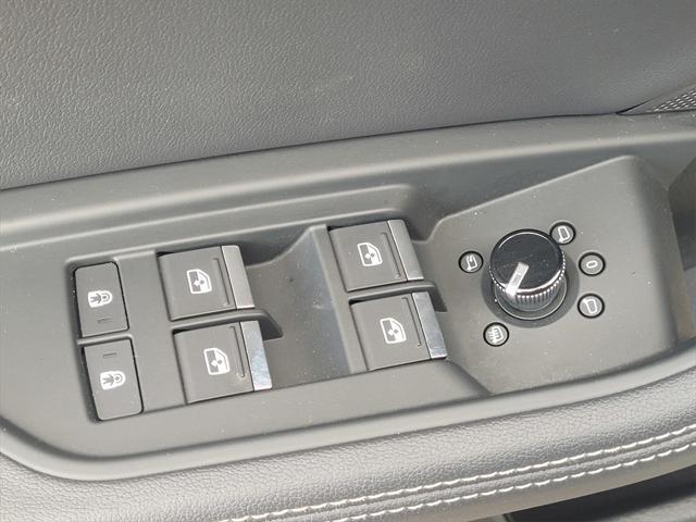 used 2023 Audi e-tron car, priced at $35,993