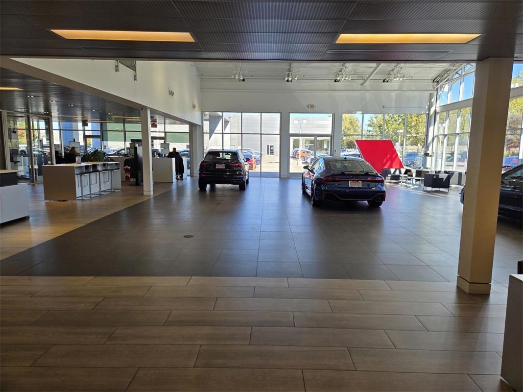 new 2025 Audi Q5 car, priced at $60,325