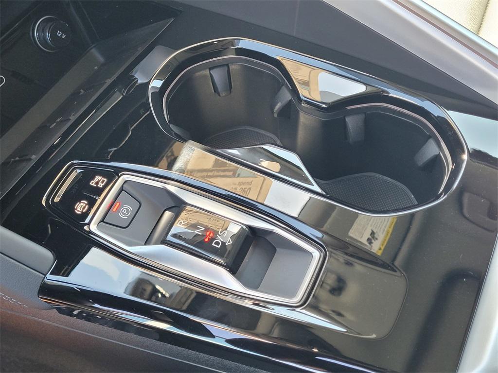 new 2025 Audi Q5 car, priced at $60,325