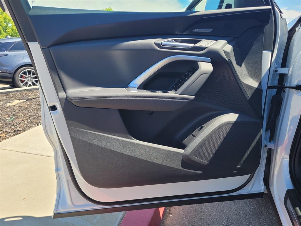 new 2025 Audi Q5 car, priced at $60,325