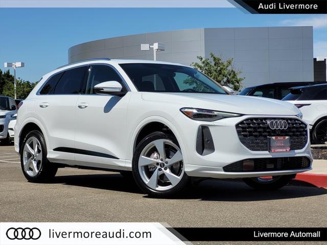 new 2025 Audi Q5 car, priced at $60,325