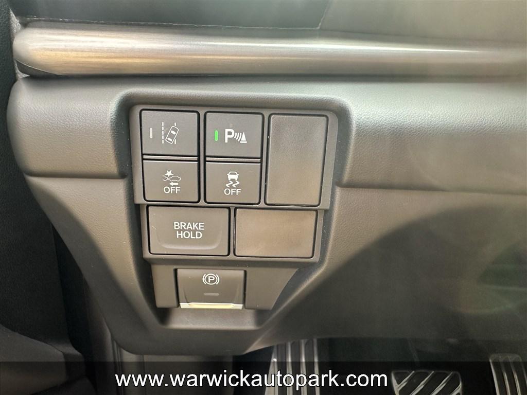 used 2021 Acura RDX car, priced at $29,995