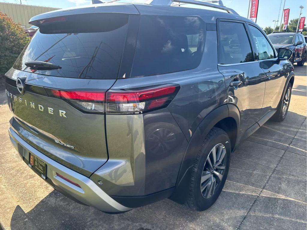 new 2025 Nissan Pathfinder car, priced at $40,500