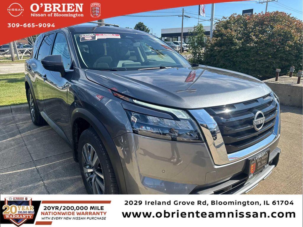 new 2025 Nissan Pathfinder car, priced at $40,500
