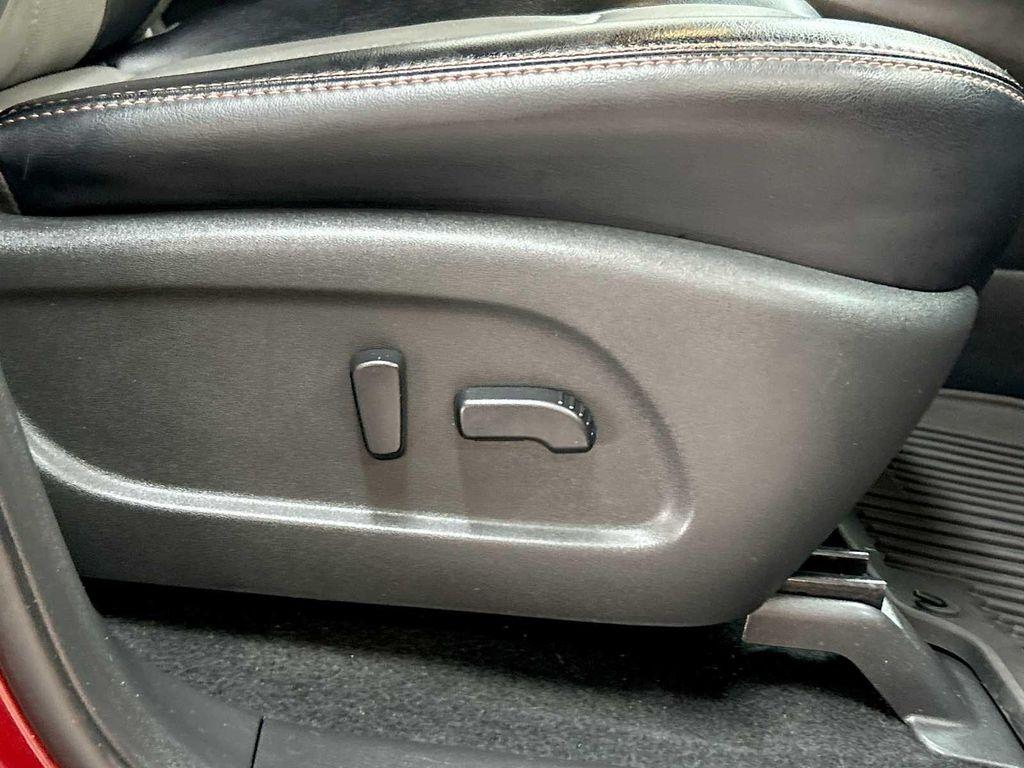 used 2020 Nissan Pathfinder car, priced at $14,900