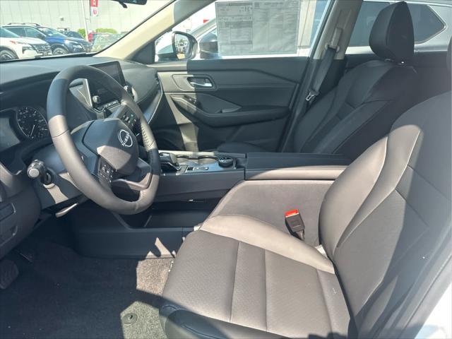 new 2025 Nissan Rogue car, priced at $33,952