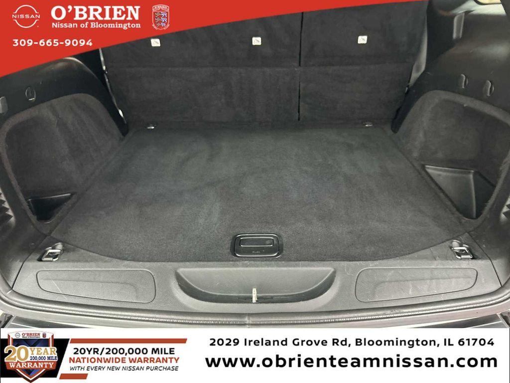 used 2015 Jeep Grand Cherokee car, priced at $11,500