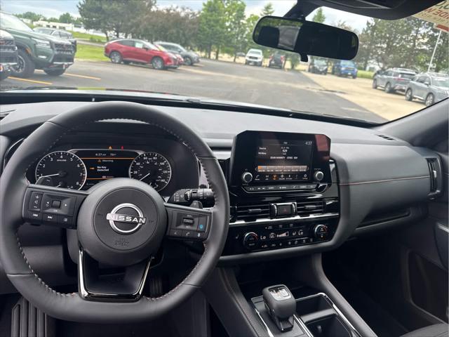 new 2025 Nissan Pathfinder car, priced at $41,588