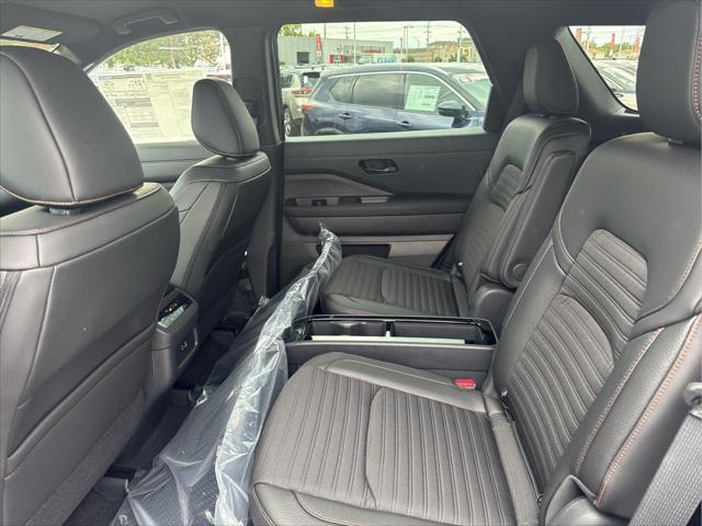 new 2025 Nissan Pathfinder car, priced at $39,900