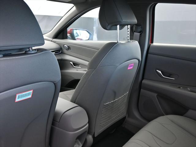new 2025 Hyundai Elantra car, priced at $25,923