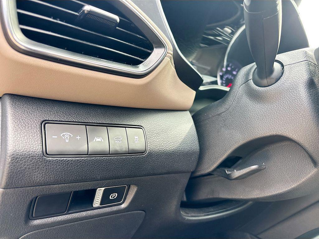 used 2023 Hyundai Santa Fe car, priced at $22,000