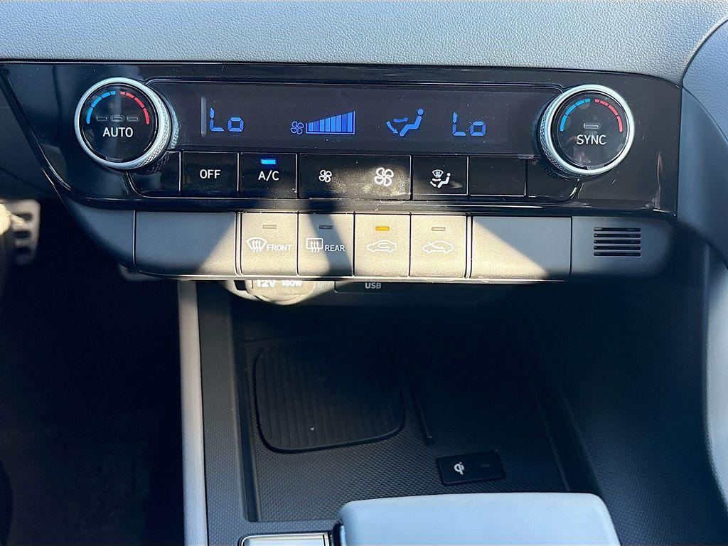 new 2025 Hyundai Elantra car, priced at $22,949