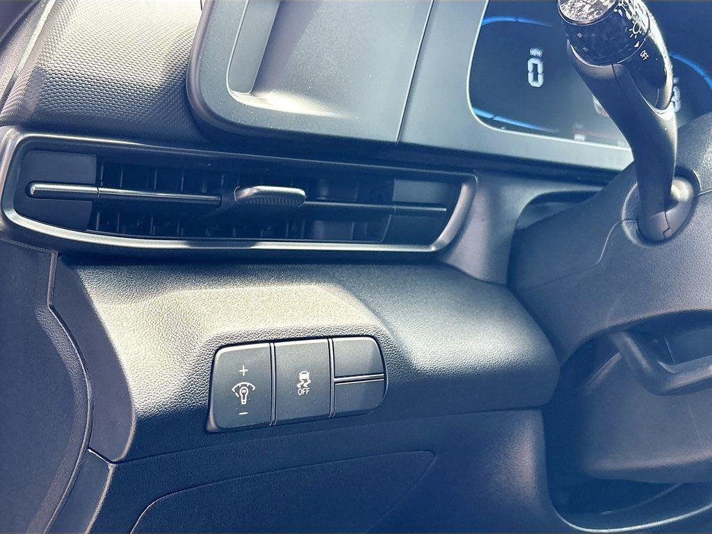 new 2025 Hyundai Elantra car, priced at $23,740