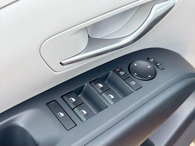 new 2025 Hyundai Tucson car, priced at $29,052