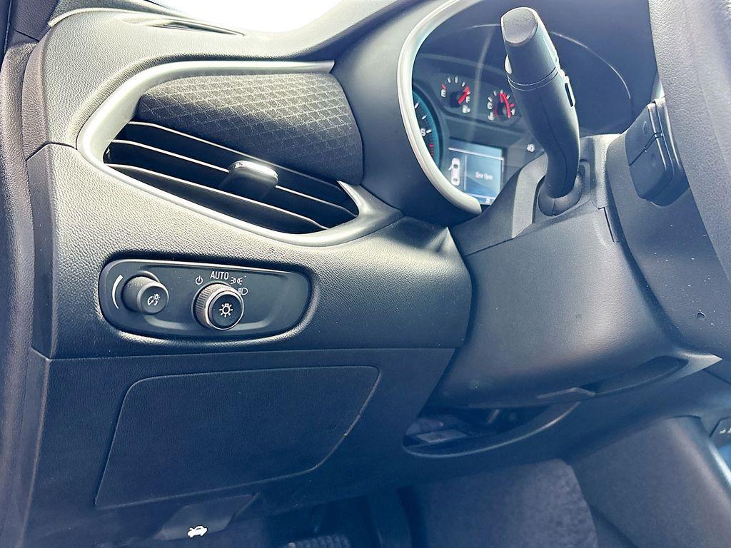 used 2024 Chevrolet Malibu car, priced at $18,232