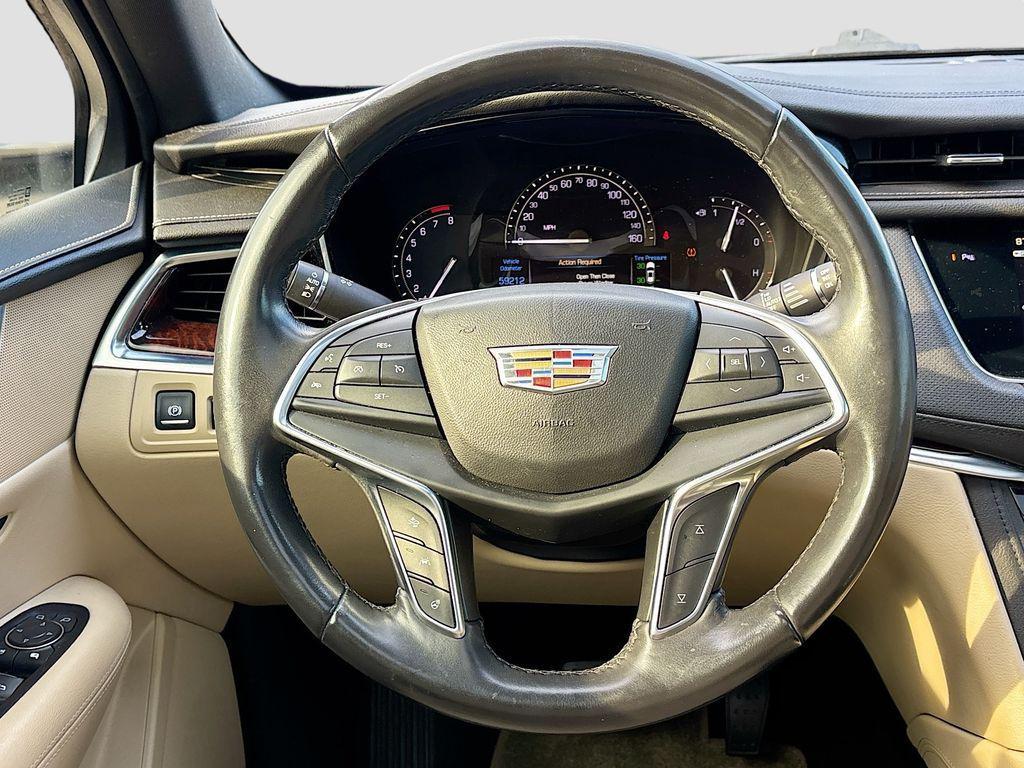 used 2018 Cadillac XT5 car, priced at $18,999
