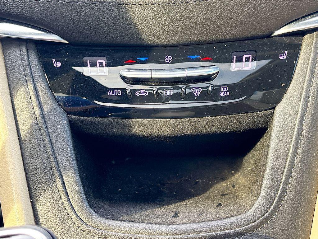 used 2018 Cadillac XT5 car, priced at $18,999