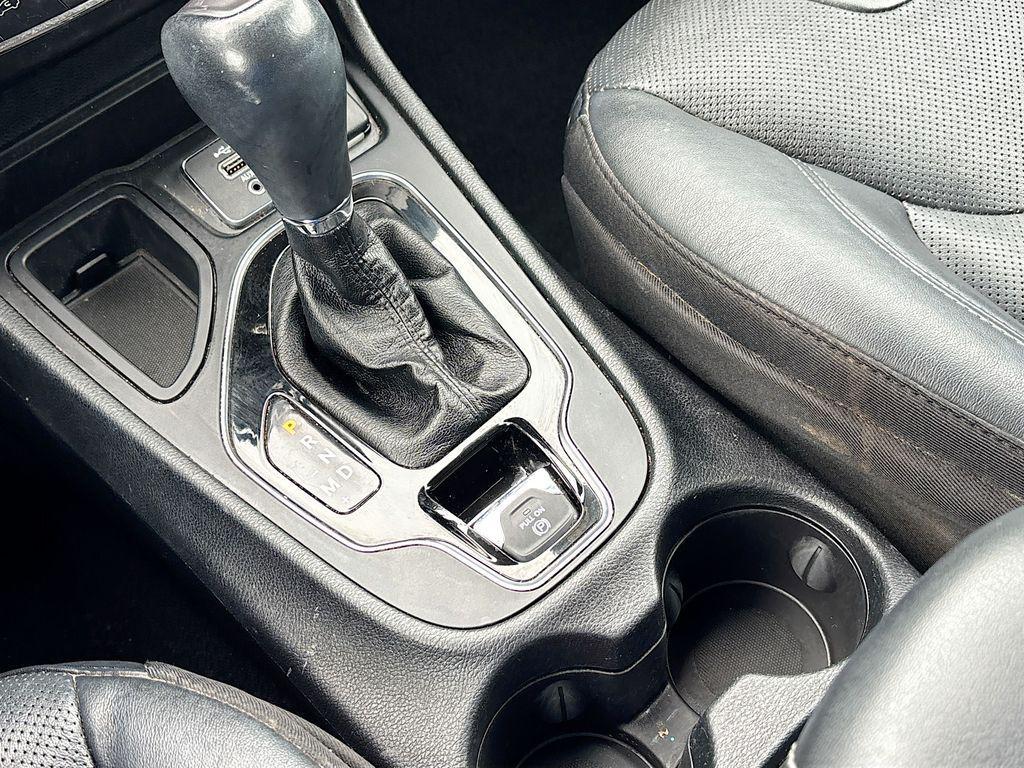 used 2020 Jeep Cherokee car, priced at $17,388