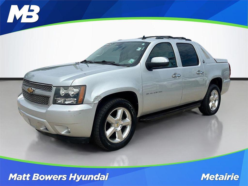 used 2013 Chevrolet Avalanche car, priced at $16,995