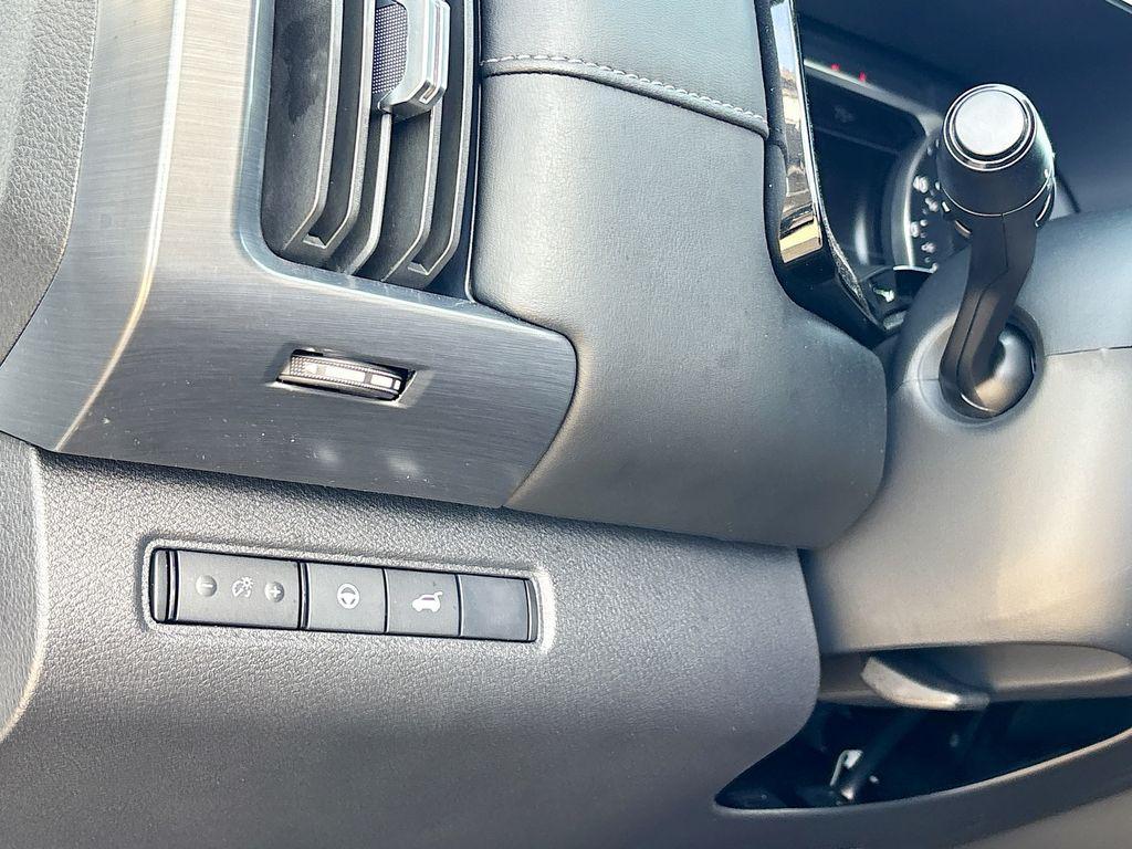 used 2025 Nissan Pathfinder car, priced at $36,054