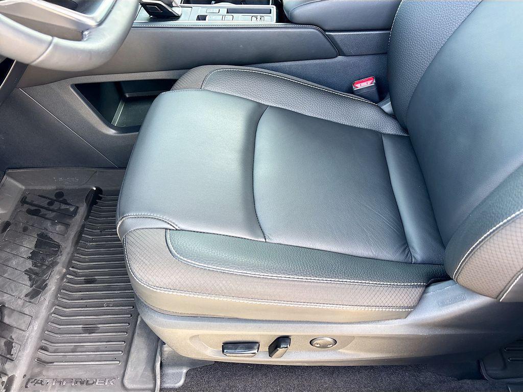 used 2025 Nissan Pathfinder car, priced at $36,054