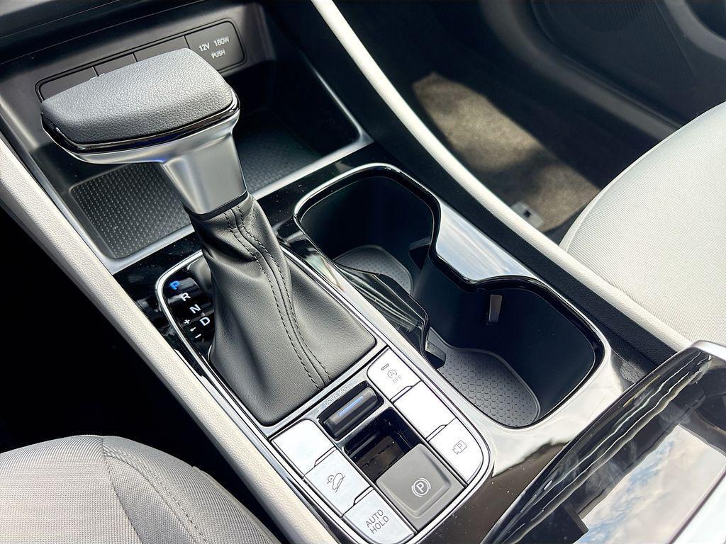 new 2025 Hyundai Tucson car, priced at $28,574