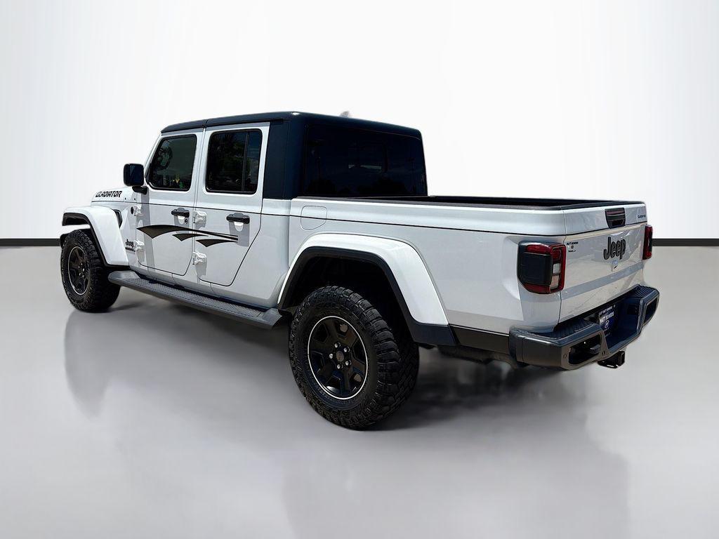 used 2021 Jeep Gladiator car, priced at $30,152