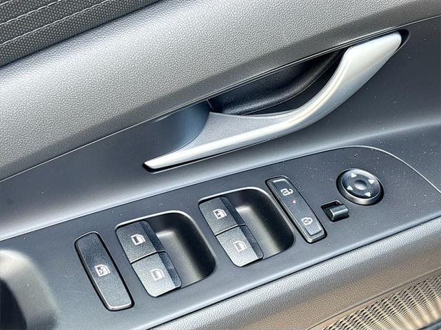 new 2025 Hyundai Elantra car, priced at $21,615