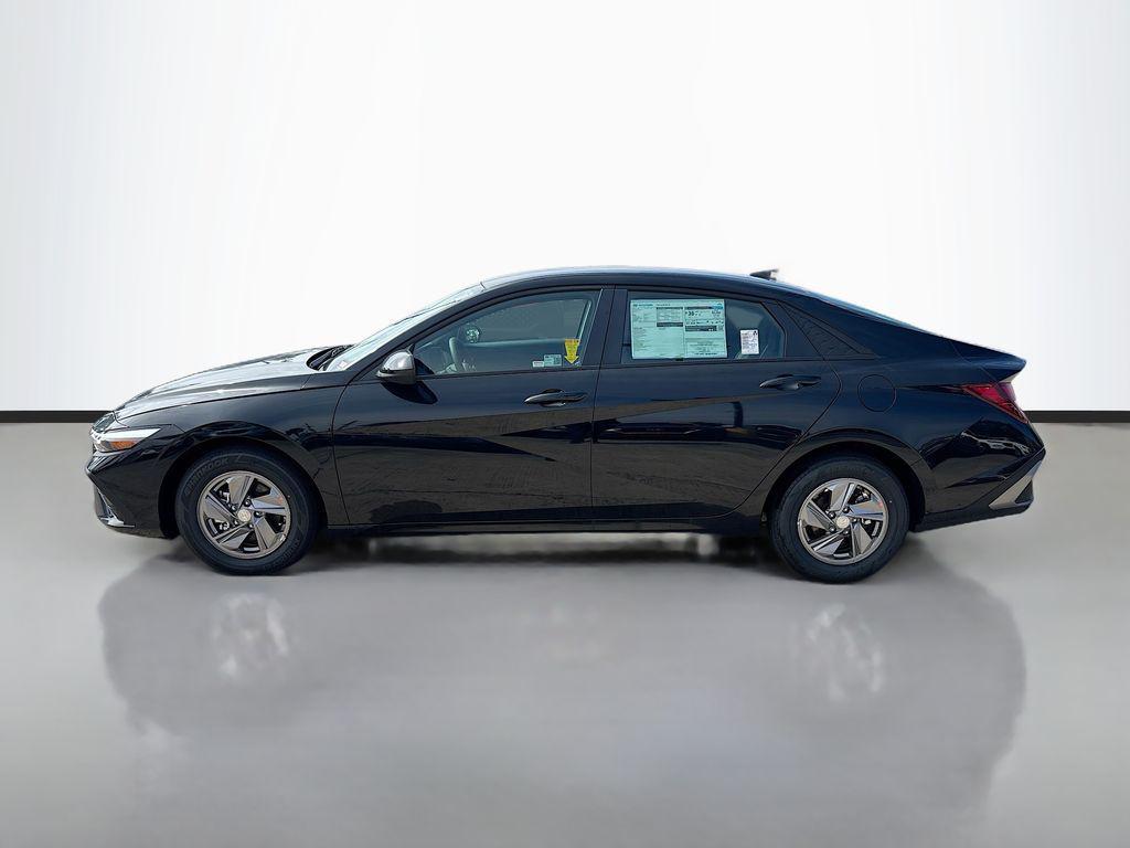 new 2025 Hyundai Elantra car, priced at $21,615