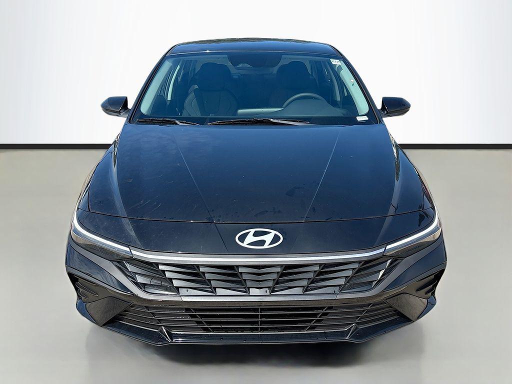 new 2025 Hyundai Elantra car, priced at $21,615